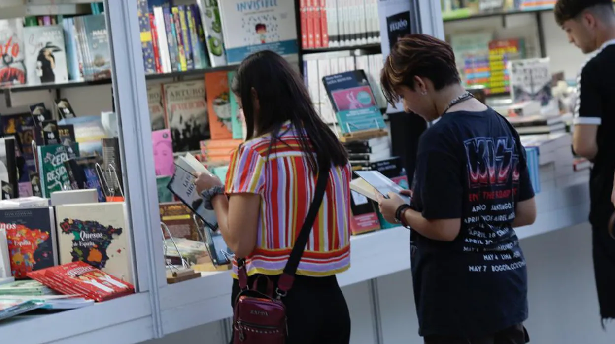 Comienza una Feria del Libro de Sevilla que pretende consolidar su modelo