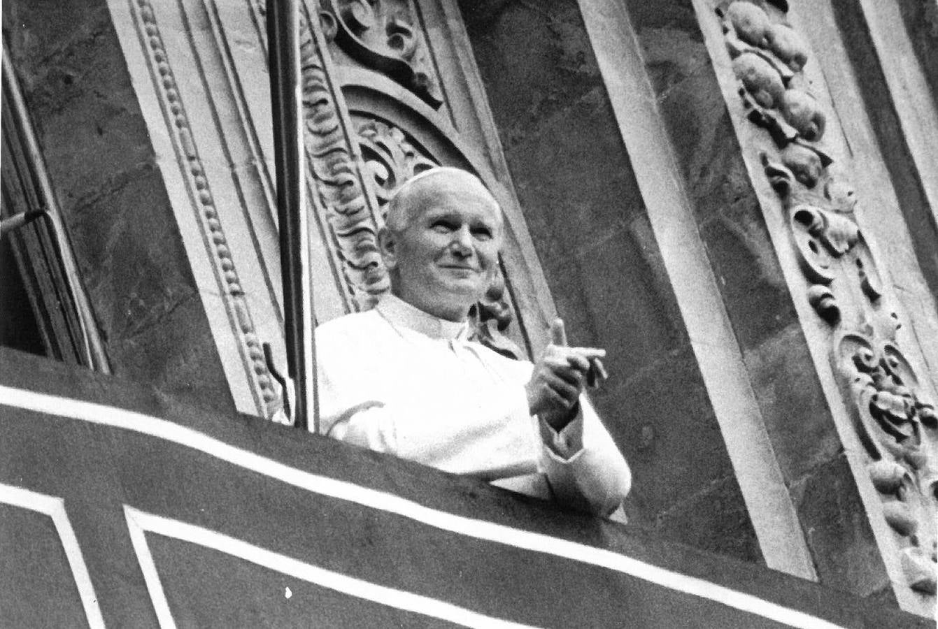 Visita del Papa Juan Pablo II a Sevilla en 1982
