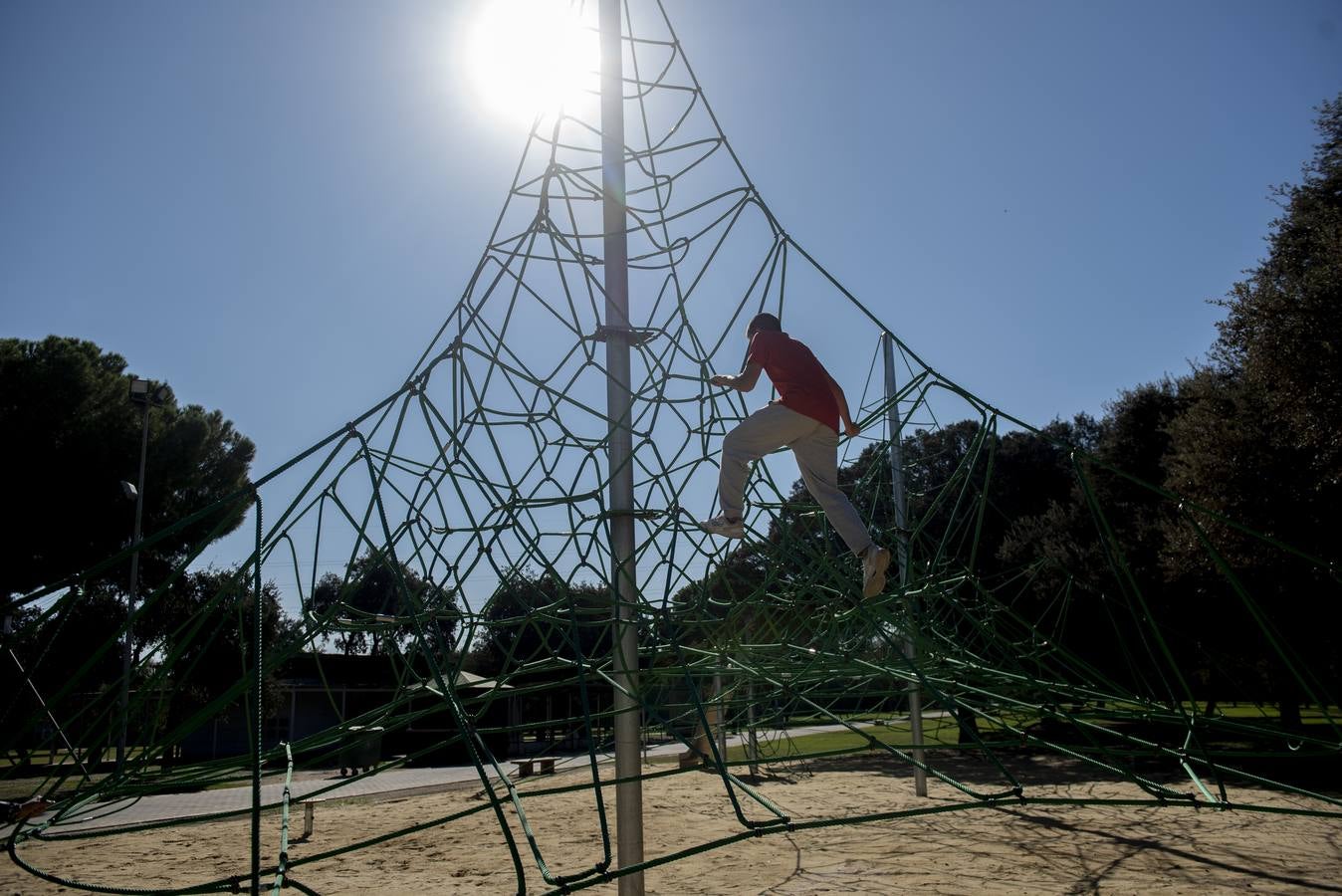 La consejera y la delegada visitaron el parque para ver sus zonas renovadas