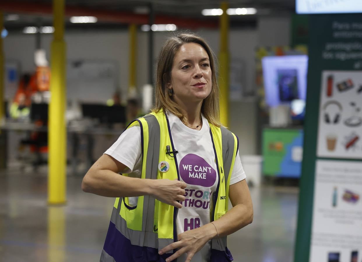 Reportaje gráfico del centro logísitico de Amazon en Sevilla