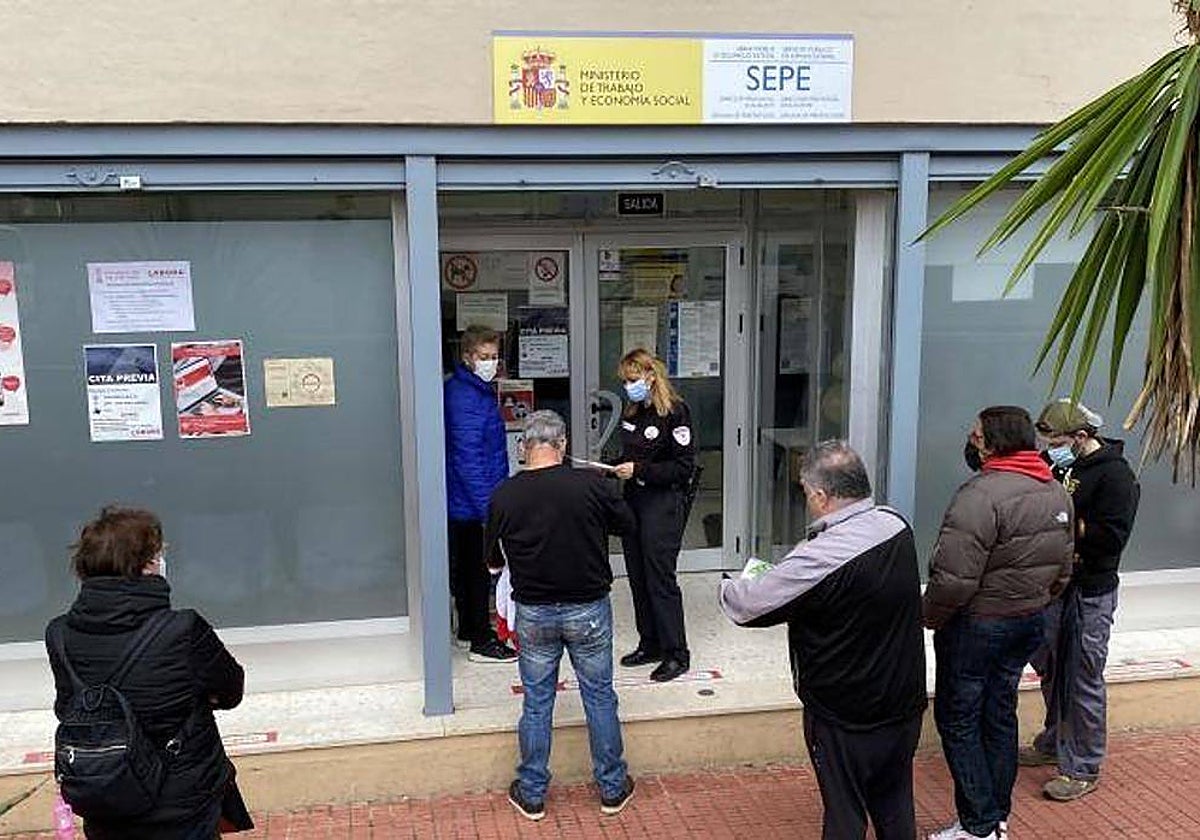 La Administración intenta incentivar a quienes reciben esta prestación para que puedan reincorporarse al mercado laboral