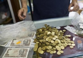 Estas son algunas de las monedas que te pueden hacer ganar más dinero