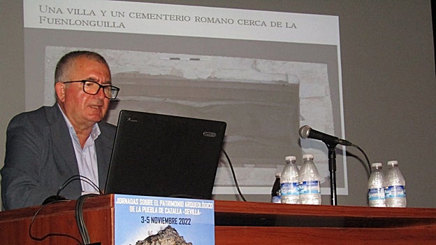 El arqueólogo Alejandro Jiménez