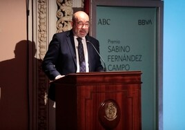 Ángel Expósito, premiado con el VI Galardón Periodístico Alberto Jiménez-Becerril