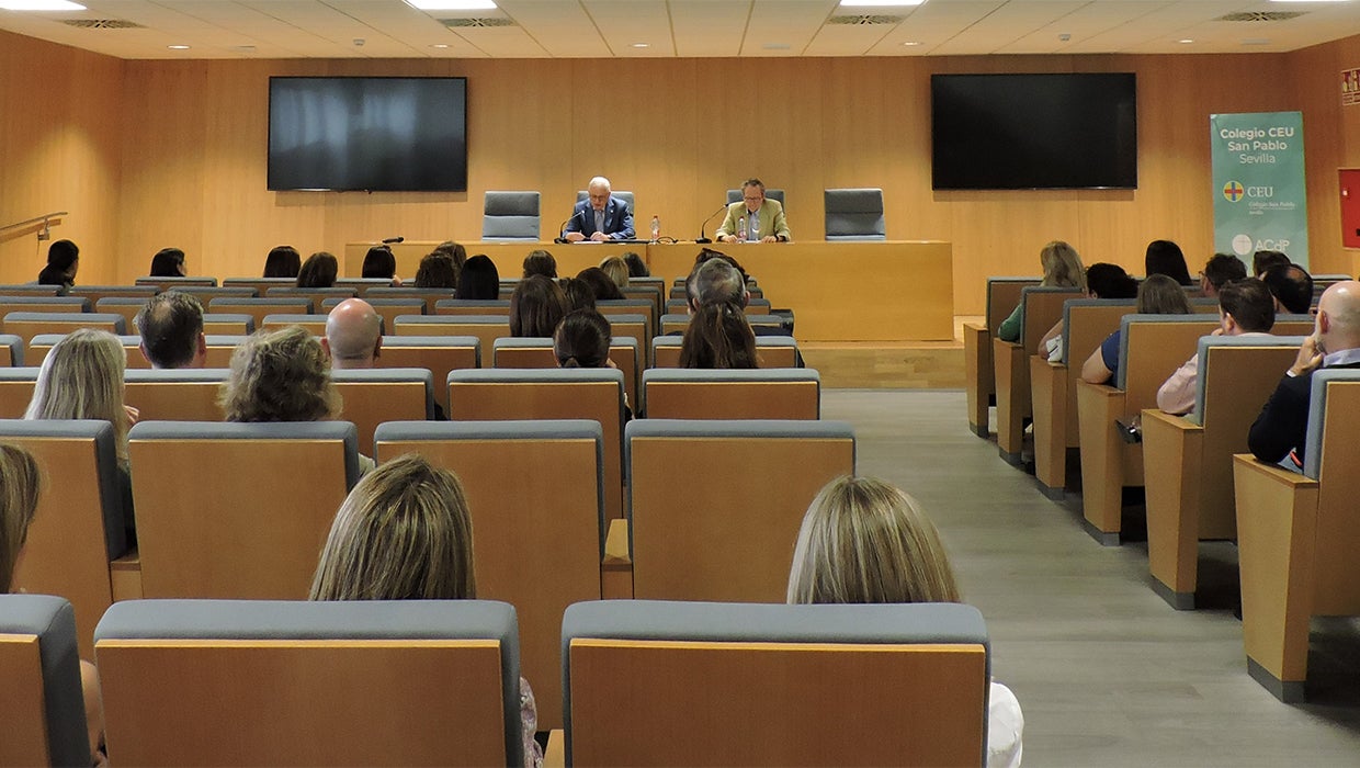 Nuevo impulso al Aula de Familia del Colegio CEU San Pablo Sevilla