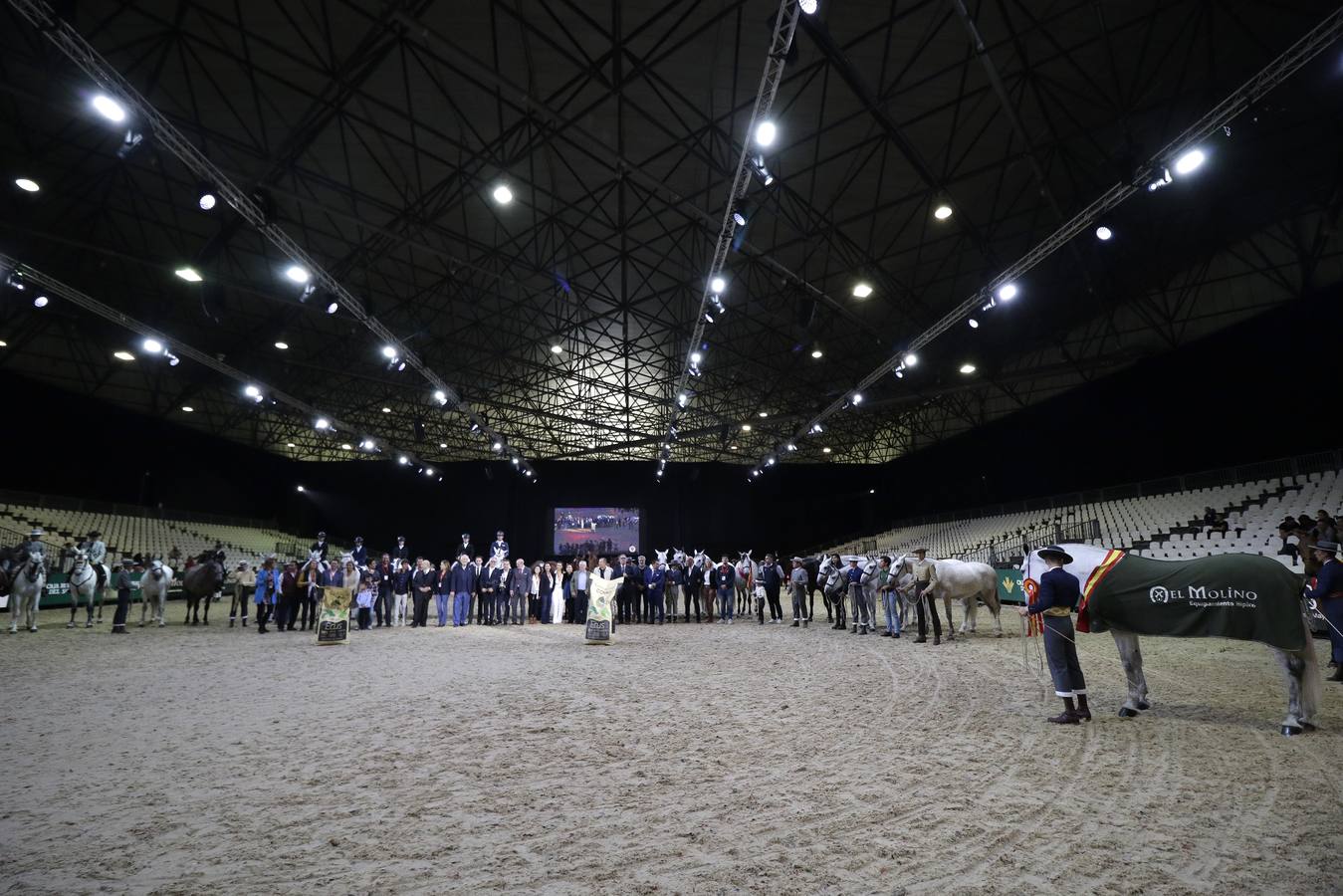 Caballistas y caballos recibieron este domingo sus premios como colofón a una gran edición de Sicab