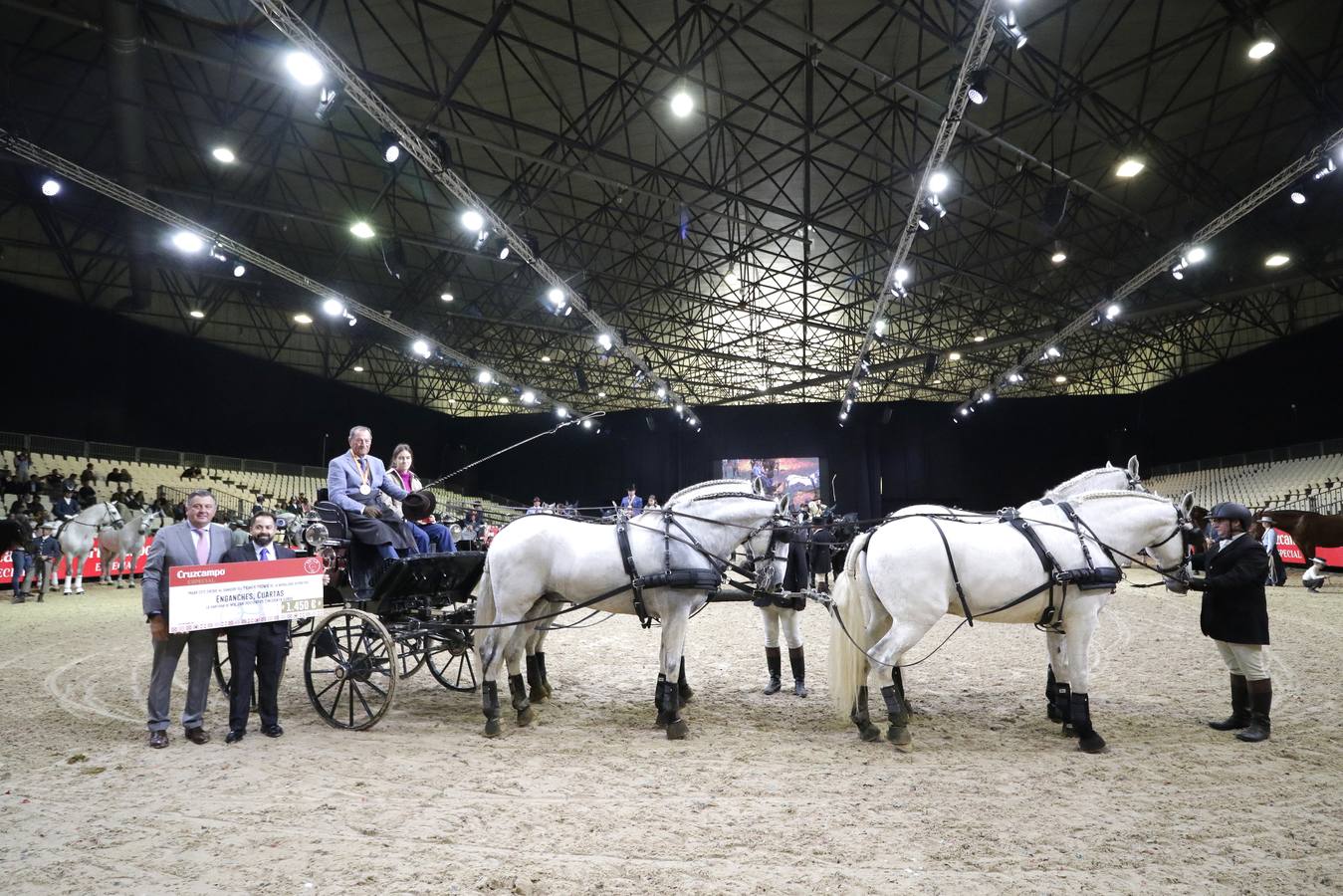 Caballistas y caballos recibieron este domingo sus premios como colofón a una gran edición de Sicab