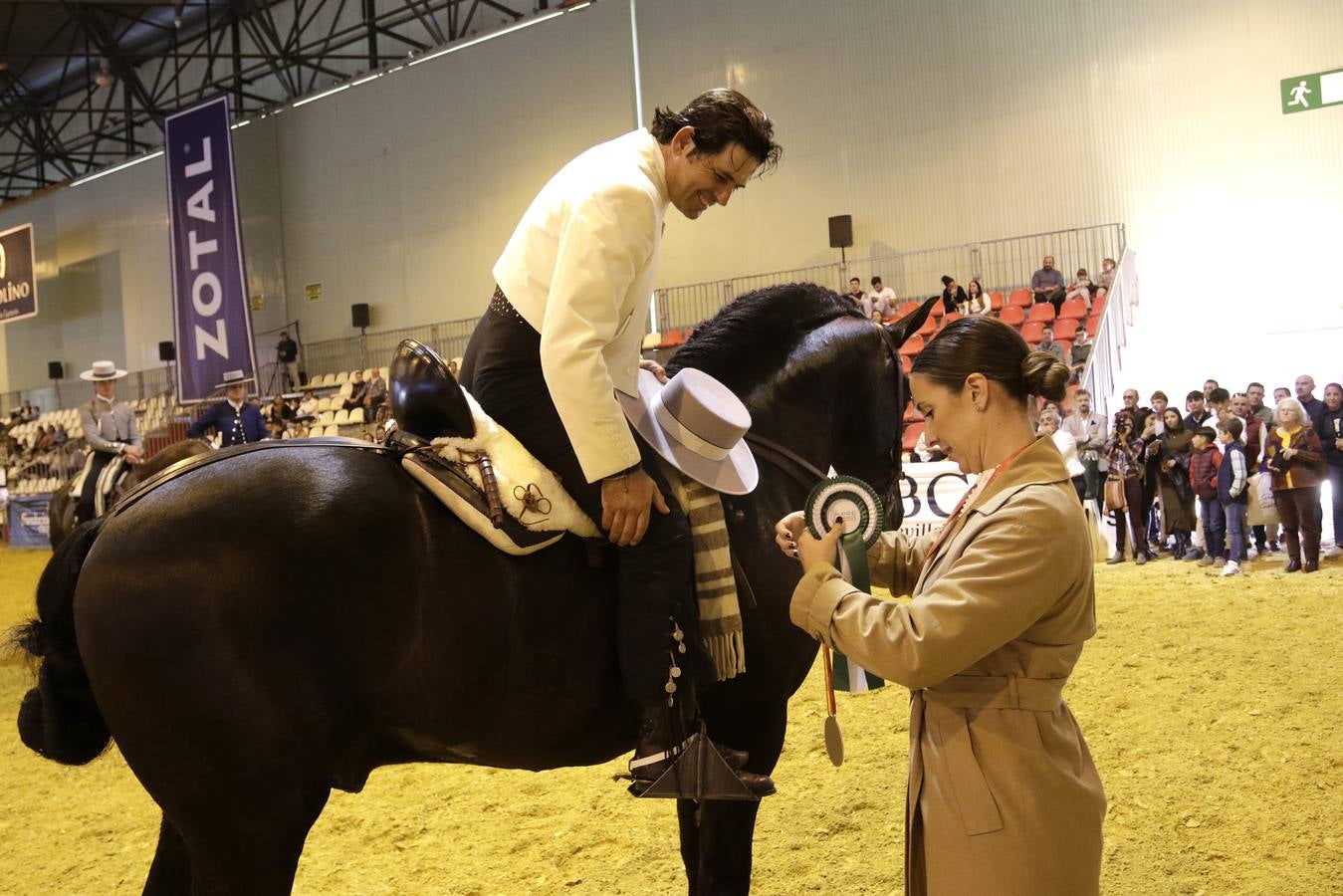 Caballistas y caballos recibieron este domingo sus premios como colofón a una gran edición de Sicab