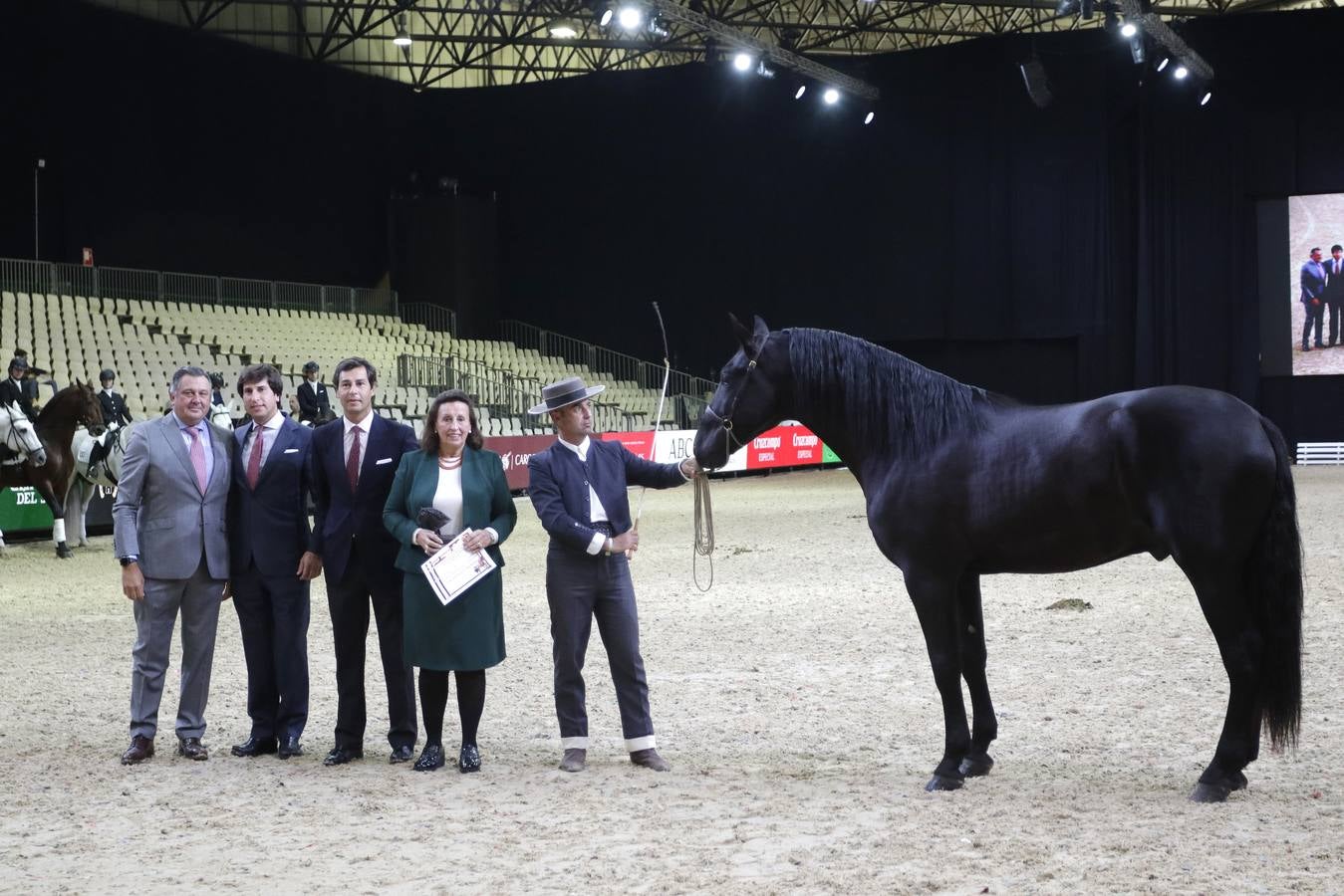 Caballistas y caballos recibieron este domingo sus premios como colofón a una gran edición de Sicab