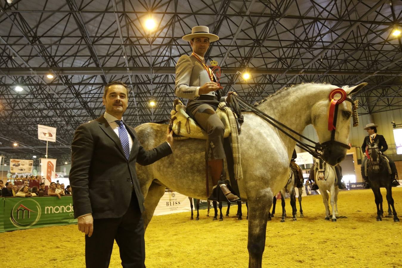 Caballistas y caballos recibieron este domingo sus premios como colofón a una gran edición de Sicab