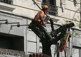 Declarado improcedente el despido de un operario sorprendido «sin casco, arnés ni línea de vida»