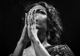 Davinia Jaén protagoniza «Buena Nueva», el gran concierto flamenco de Navidad de Capitanía en Sevilla