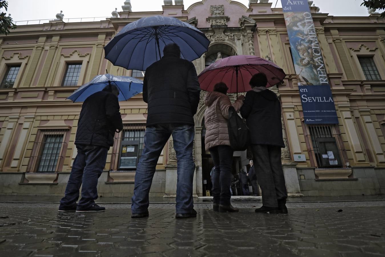 Imágenes que ha dejado la lluvia en el centro de la ciudad