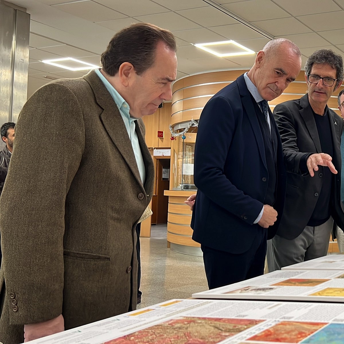El Ayuntamiento de Sevilla pondrá en marcha en 2023 tres proyectos piloto para mitigar las altas temperaturas
