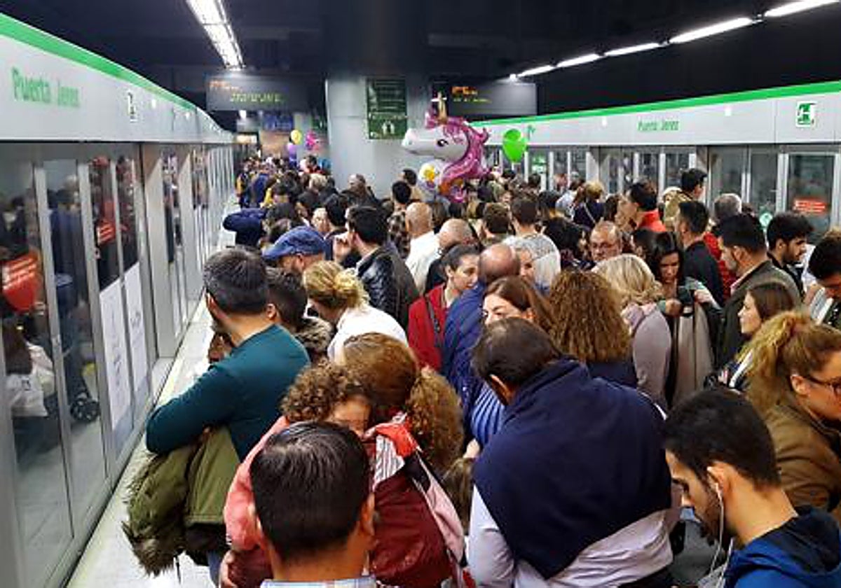 El metro de Sevilla es el suburbano que más crece en número de viajeros en España
