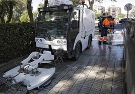 Un vecino de Los Remedios apuñala a un trabajador de Lipasam