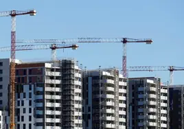 Las hipotecas sobre viviendas crecen en Andalucía pero a menor ritmo que la media nacional