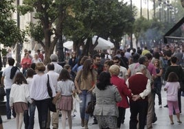 Sevilla capital pierde este siglo la misma población que ha ganado Alcalá de Guadaíra