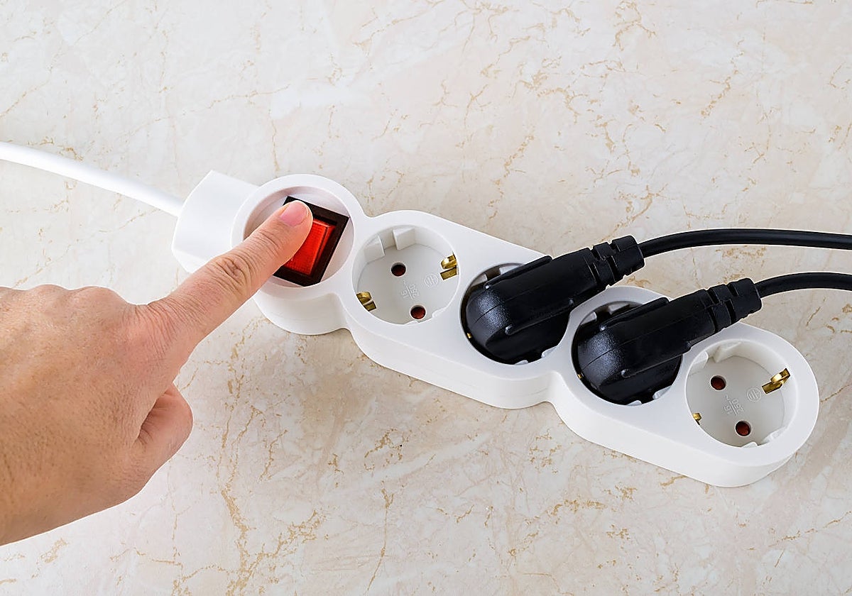 El precio de la electricidad se ha convertido en uno de los principales problemas de los españoles