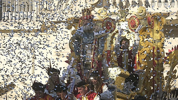 Todas las imágenes de la Cabalgata de Reyes Magos de Sevilla 2023