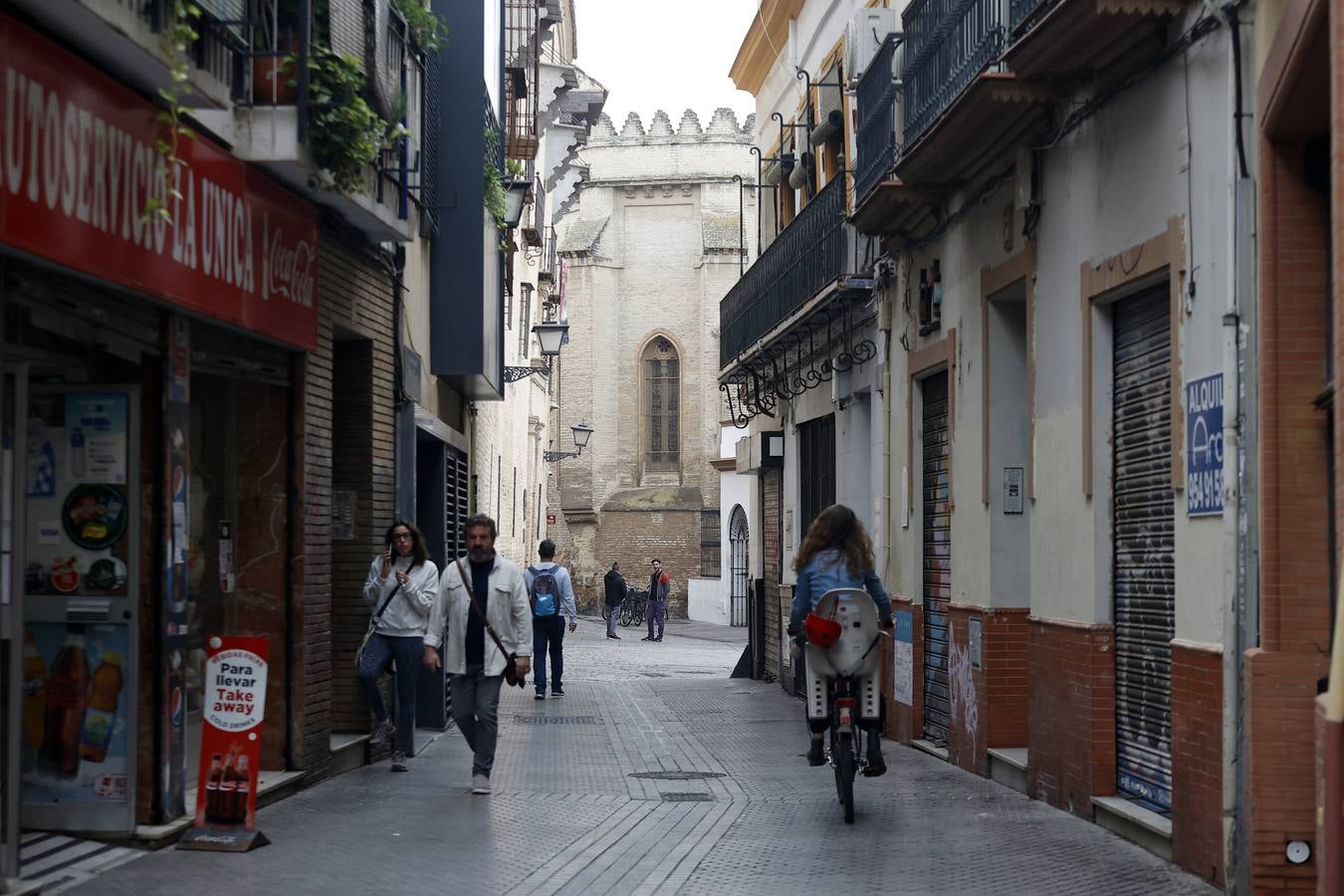 Rincones y calles significativas del barrio de la Macarena