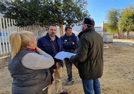 El Ayuntamiento de Sevilla inicia la remodelación del parque doctor José Manuel Sánchez Gómez en Torreblanca