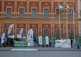 Los médicos de familia en Sevilla ganan 75.000 euros anuales con las guardias y los pediatras 62.000