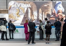 Las dos caras del Fitur sevillano: del exceso político al éxito profesional