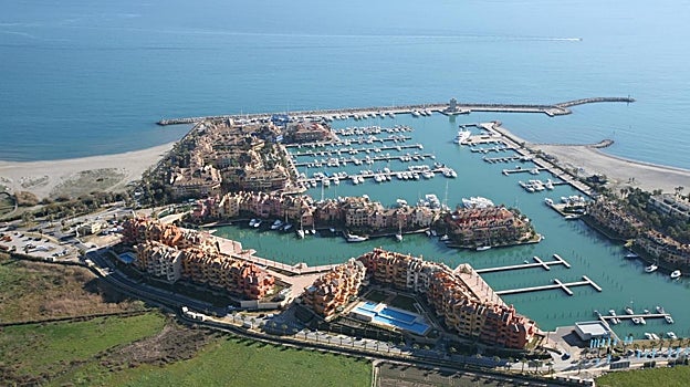 Vista panorámica del puerto deportivo de Sotogrande