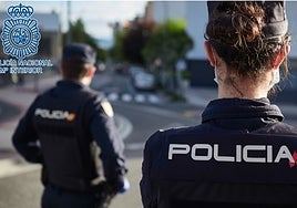 Un hombre intenta estrangular a una agente de policía en la avenida de Kansas City