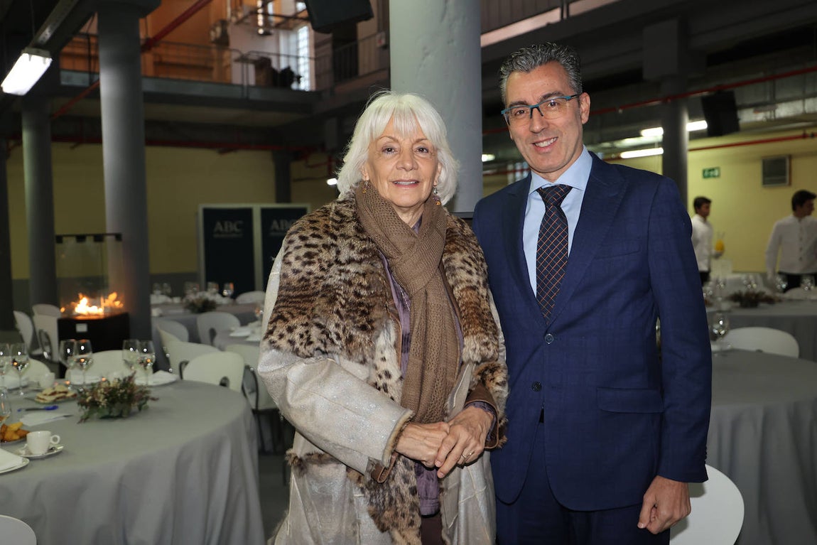 Teófila Martínez Saiz y Joaquín Segovia