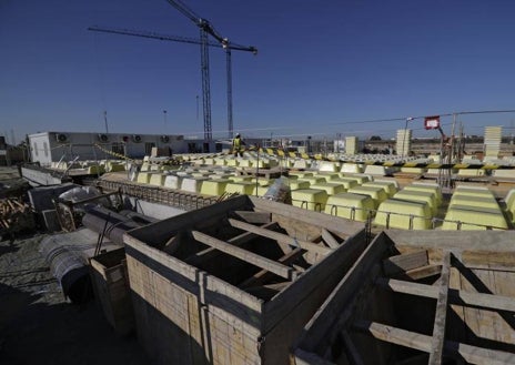 Imagen secundaria 1 - Un nuevo barrio sevillano se construye en la zona de expansión de Palmas Altas