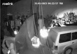 En vídeo, unos narcos se hacen pasar por guardias civiles para robarle la droga a otra banda en Coria