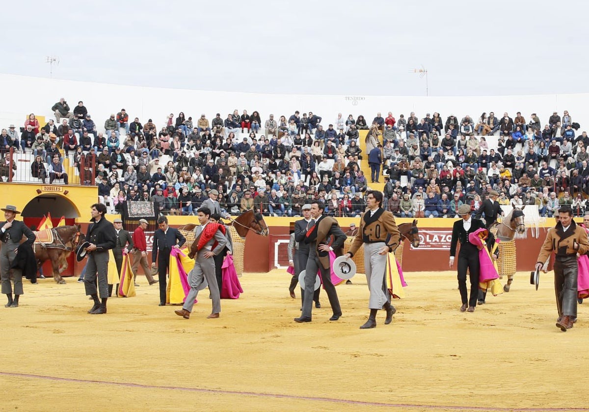 Diego Urdiales, El Fandi, Miguel Ángel Perera, Cayetano, David de Miranda y Enrique Toro han toreado este domingo en Nerva