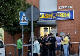El fiscal no ve delito en la actuación «necesaria» de dos policías por abatir al atracador de un súper en Sevilla