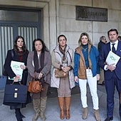 Condenado por agresión y llamar «fachas de mierda» a militantes de Vox en Valencina en una mesa informativa