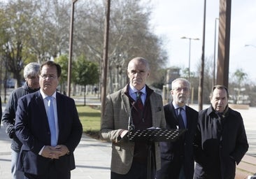 Muñoz espera que la gala de los Grammy sea otro acicate para traer a Sevilla el vuelo de Nueva York