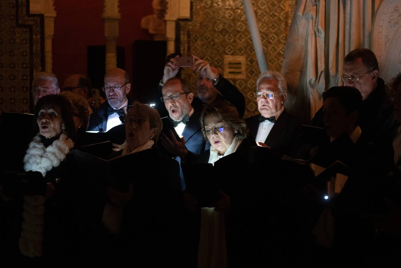 El tradicional viacrucis de la Pía Unión en la Casa de Pilatos