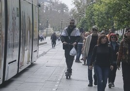 Los seis puntos claves de las ordenanzas para el uso de los patinetes en Sevilla