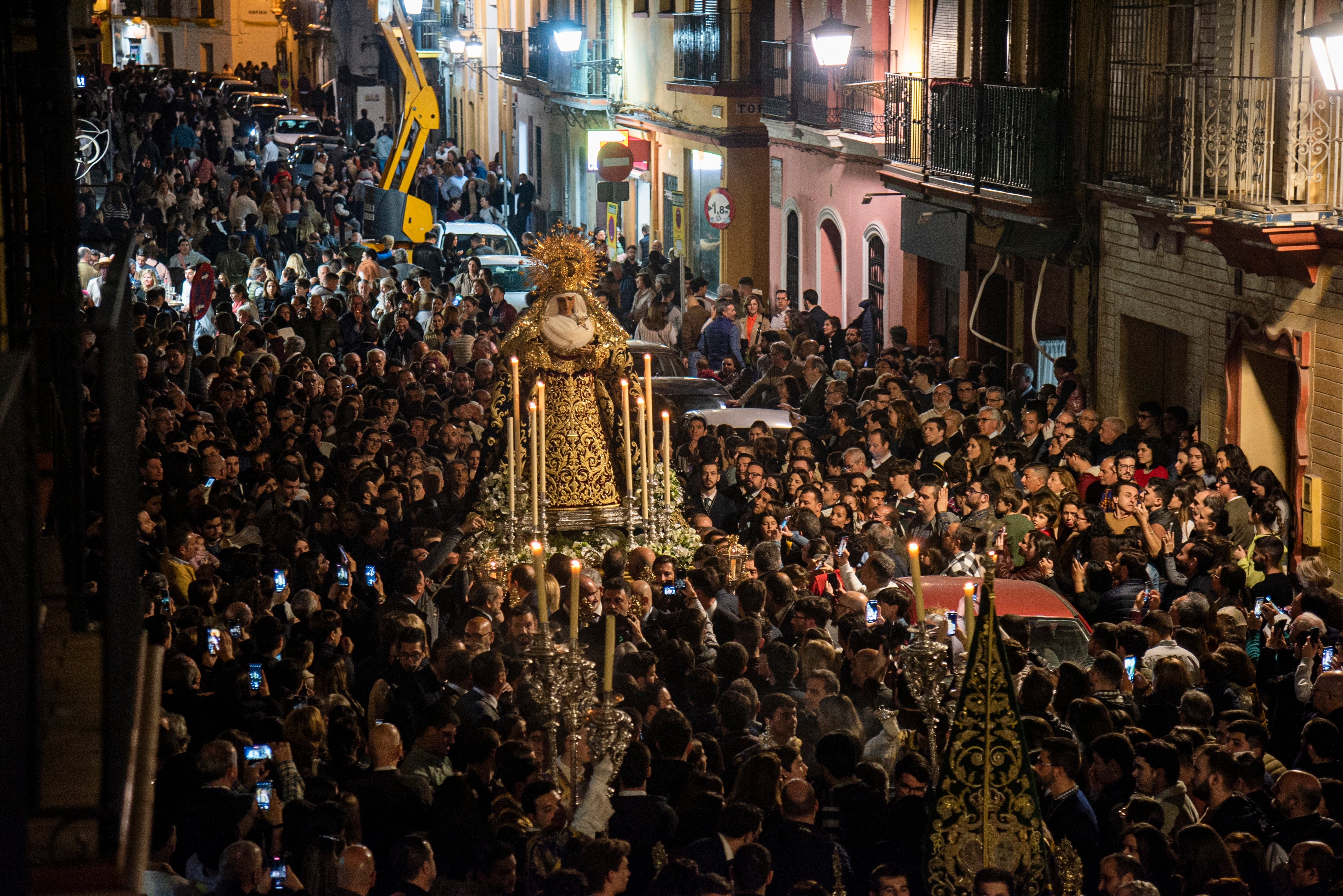 El traslado de la Esperanza de Triana a Santa Ana