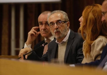 Cabrera continúa en la lista del PSOE de Sevilla, de la que se cae el delegado de Urbanismo