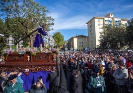 Hermandad del Divino Perdón del Parque Alcosa: itinerario, horario y mejor sitio donde ver