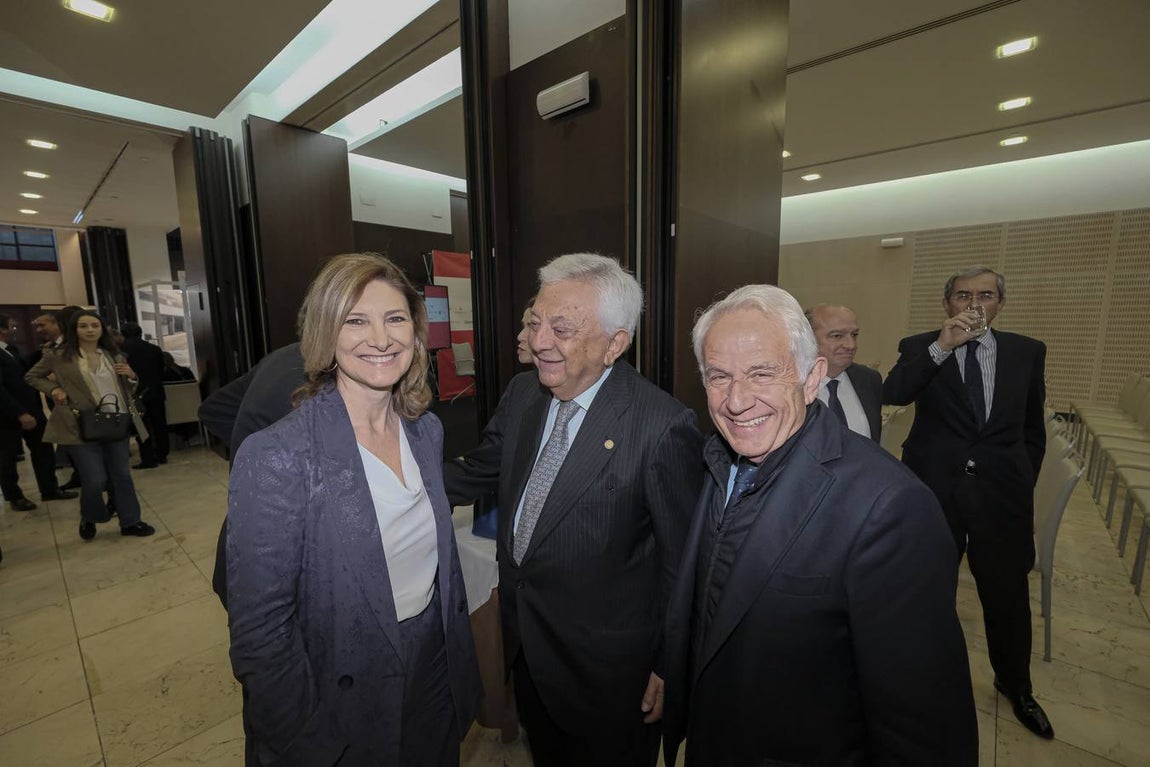 Inauguración de la novena edición de la feria inmobiliaria en el Hotel NH Collection de Sevilla