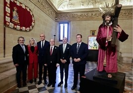 El arte sacro vuelve a poner de manifiesto su potencial en el Ayuntamiento de Sevilla