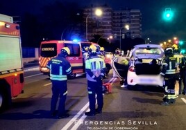Seis heridos en un choque entre varios coches en Sevilla