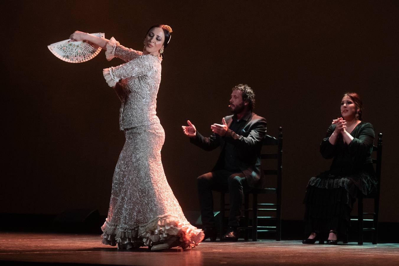 Diferentes momentos de la gala flamenca a beneficio de la Asociación DalecandELA