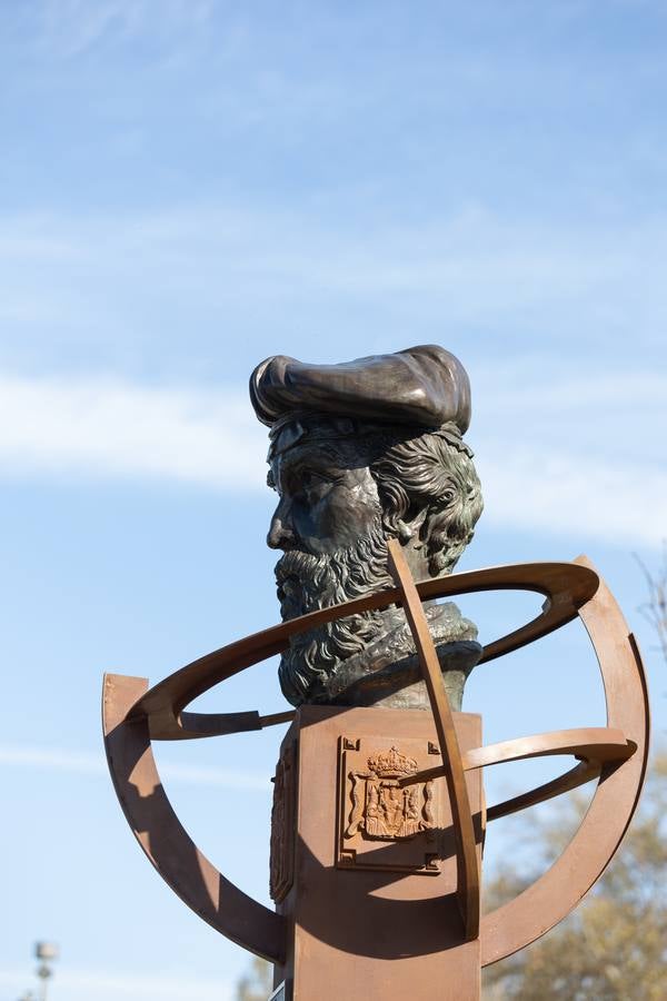 Inauguración del monumento a Juan Sebastián Elcano en el Muelle de Nueva York