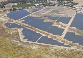 Endesa recibe autorización para hacer tres fotovoltaicas en Huelva por 73 millones