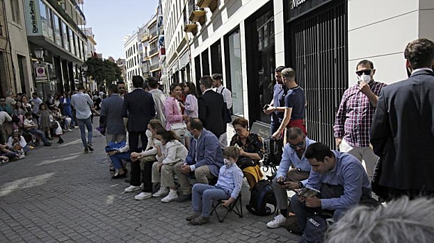 El uso de sillas plegables en las zonas sensibles se  vigilarán por la Policía