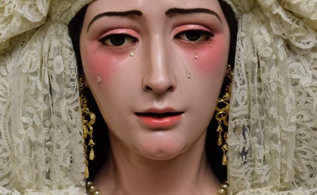Primer plano de la Virgen del Dulce Nombre de Bellavista